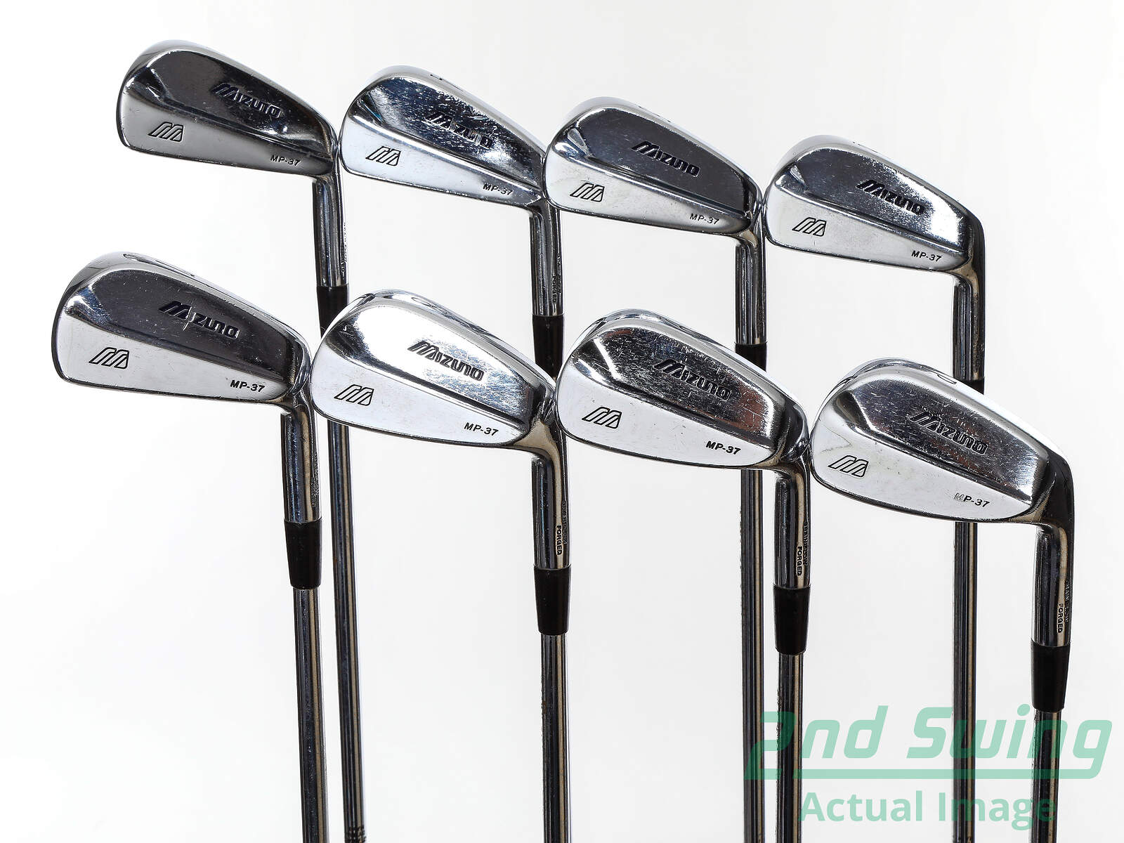 mizuno mp37